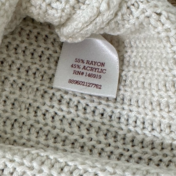 SO Cream Knitted Long Sleeve V Neck Sweatshirt - Picture 8 of 9